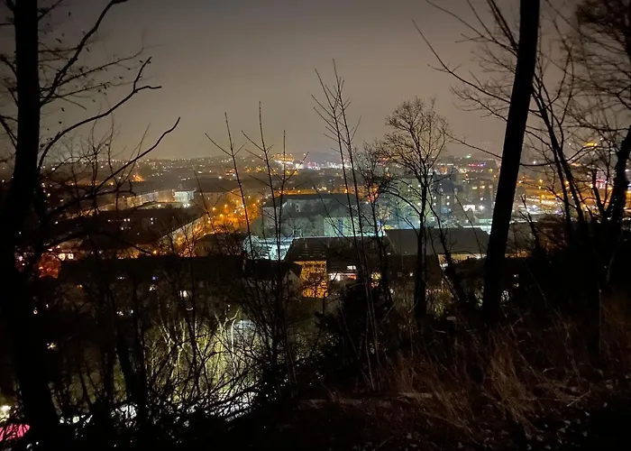 Your Private Bedroom Near Station Perfect For Solo Travelers 아파트 *